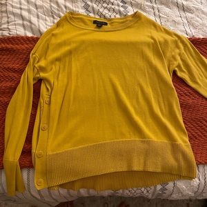 Tahari yellow sweater with buttons